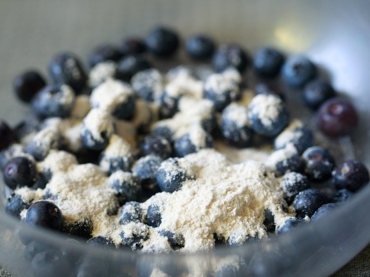 whole wheat flour added to blueberries