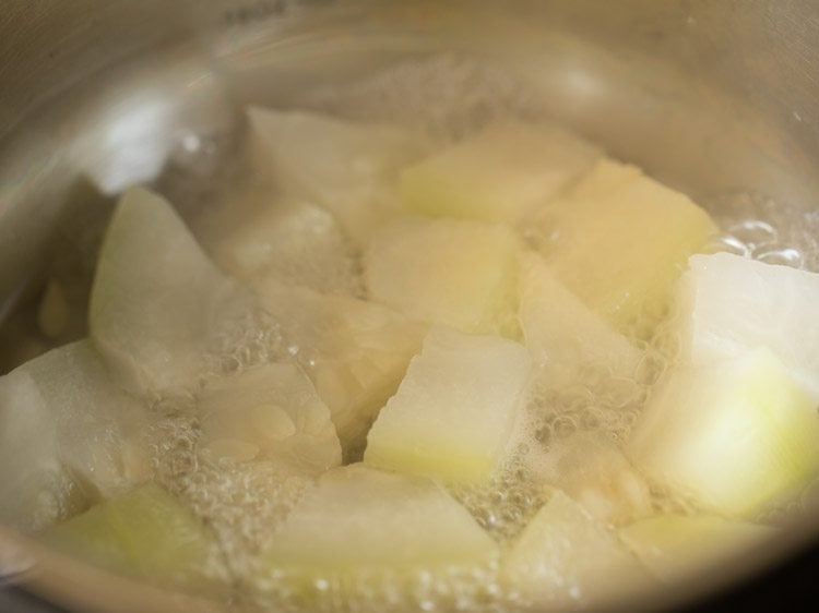 white pumpkin for making poricha kootu recipe