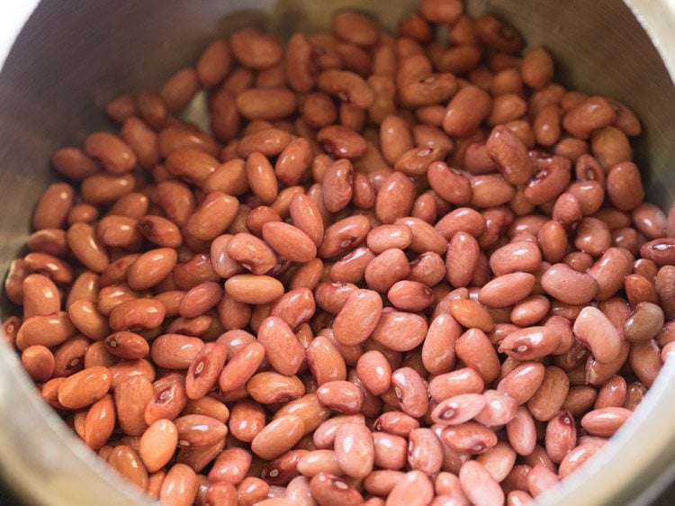 making rajma madra recipe