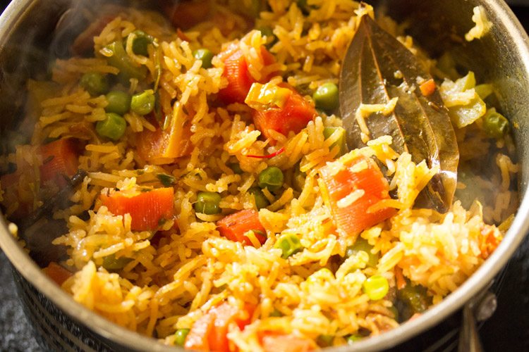 shahi pulao recipe, Hyderabadi style shahi pulao recipe 