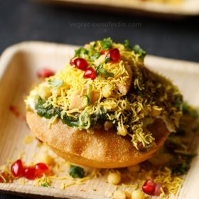 raj kachori recipe, raj kachori chaat recipe