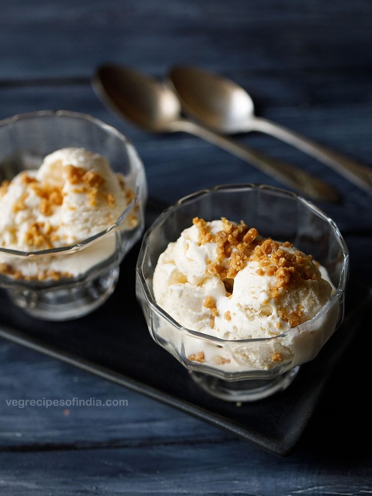 butterscotch ice cream garnished with crushed praline and served in bowls 