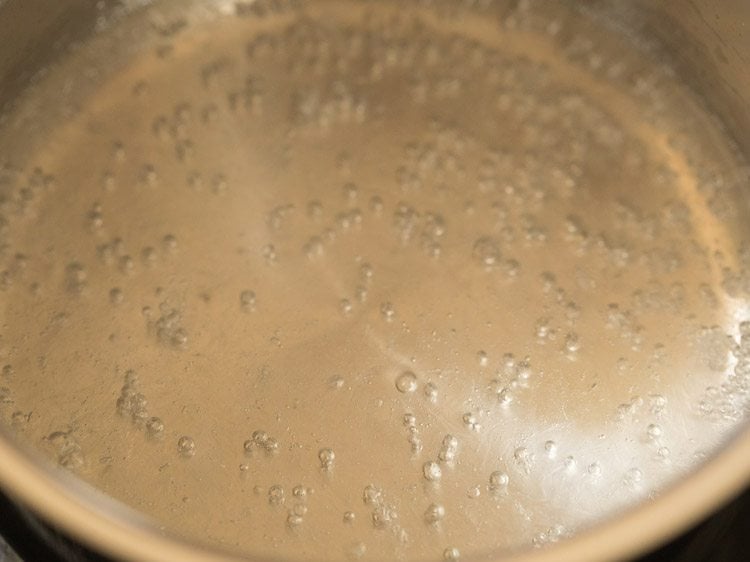 simmering agar agar mixture