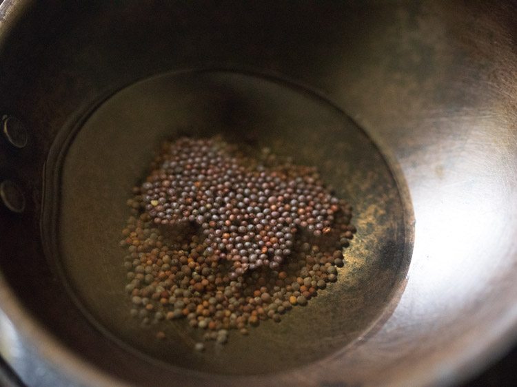 tempering mustard seeds