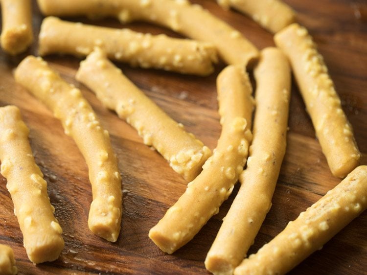 cooling cooked gatte pieces. 