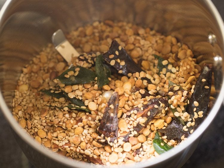 making idli podi recipe