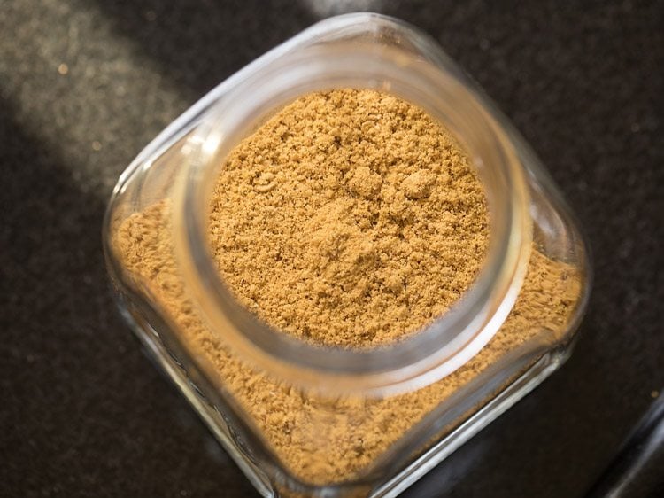 prepared podi in a jar