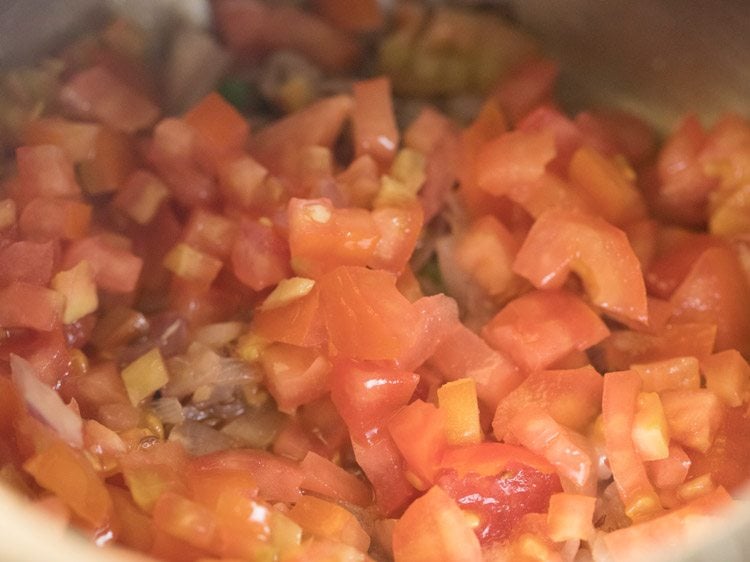 making lauki ki sabji recipe