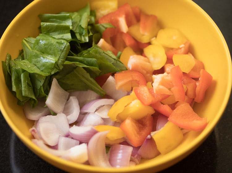 vegetables in a bowl for paneer pizza. 