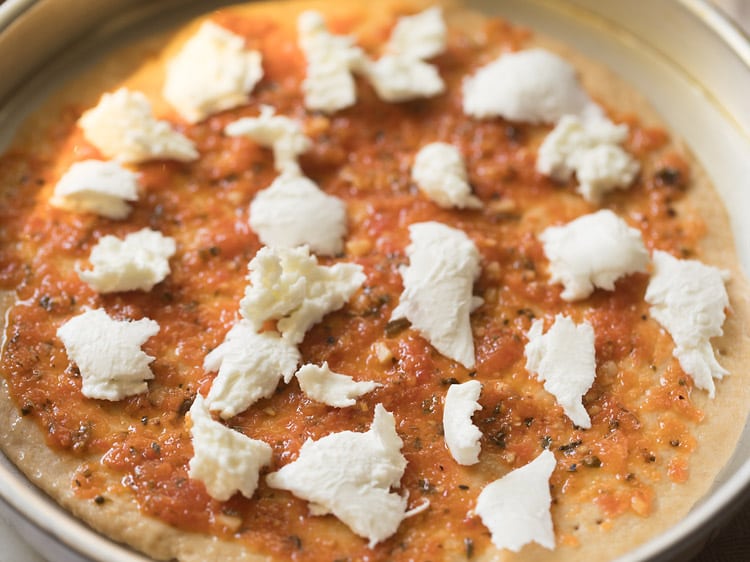 Paneer pizza recept készítése