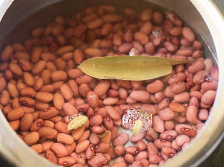 making rajma madra recipe