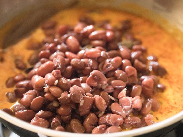 making rajma madra recipe