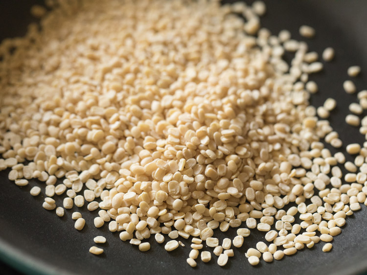 urad dal in a pan.