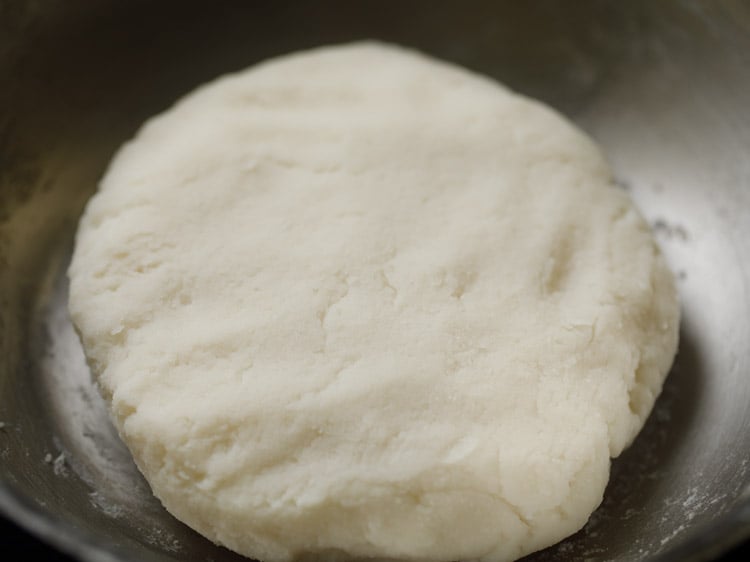 kneaded dough kept for resting. 