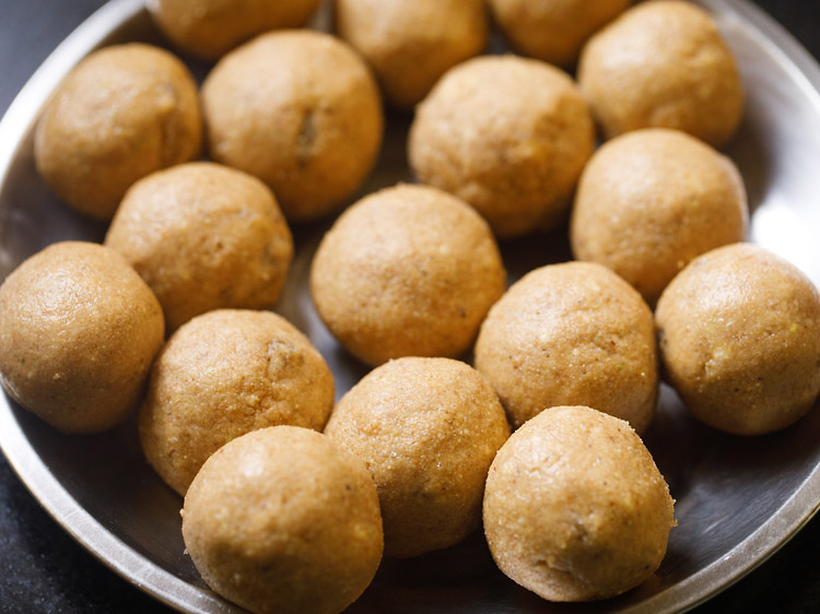 prepared gond ke laddu on a steel plate. 