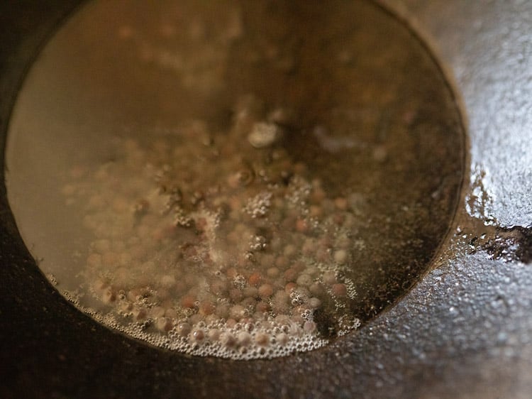 making ginger chutney