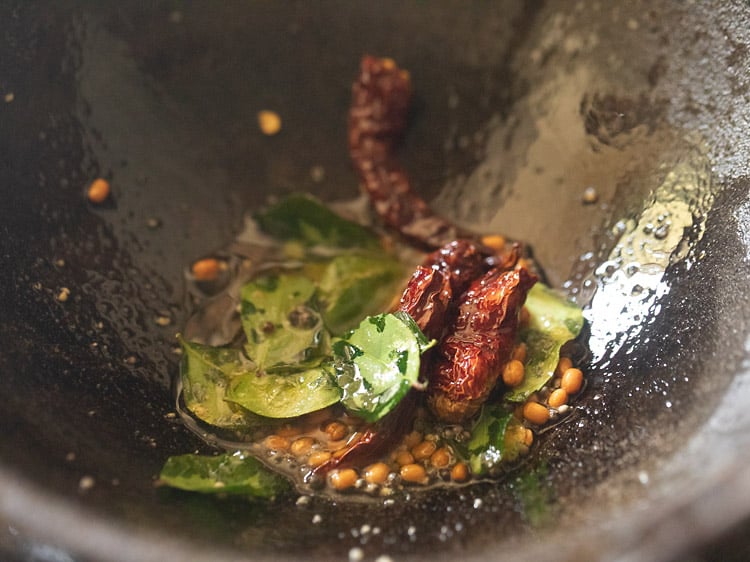 making ginger chutney