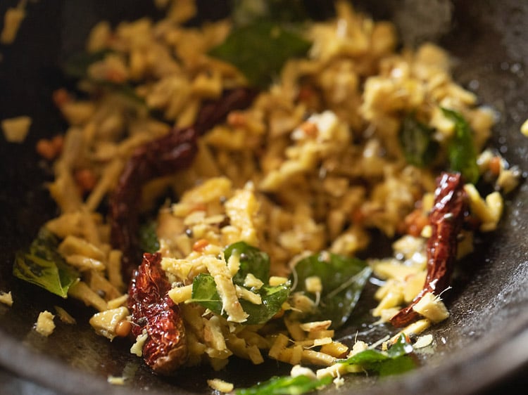 making ginger chutney