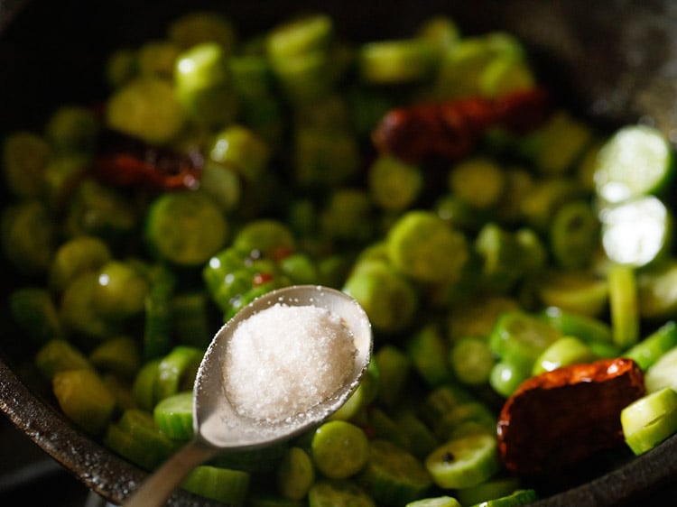 making kovakkai poriyal