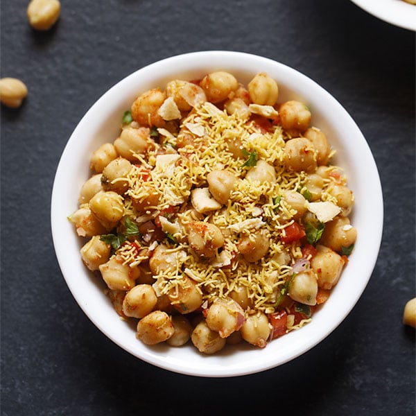 Chana Chaat | How to make Chana Chaat (Chole Chaat)
