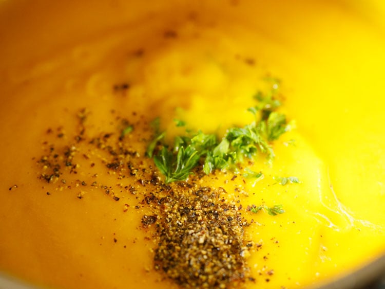 added crushed black pepper and chopped parsley