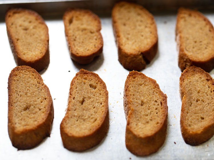 toasted baguette slices.