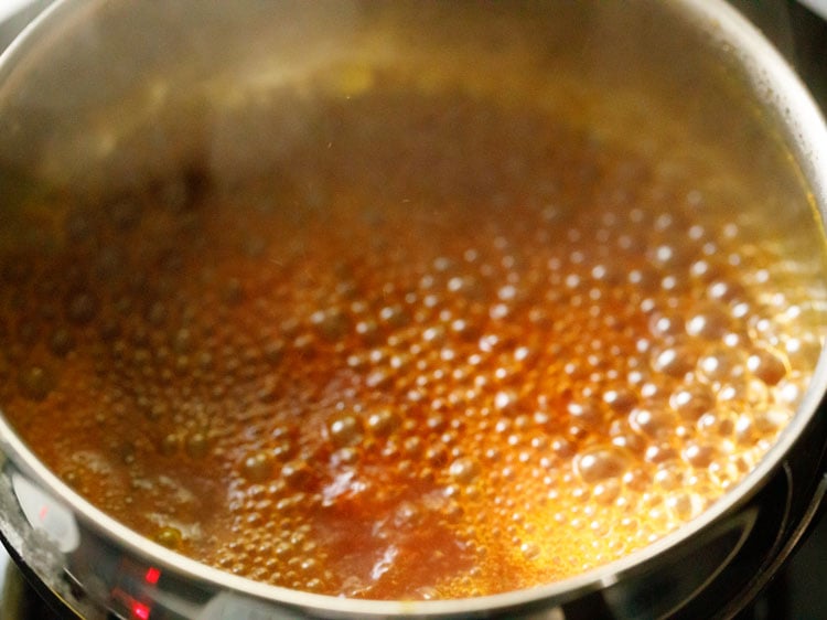 ginger turmeric tea boiling.