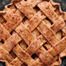 baked homemade apple pie in a pie pan