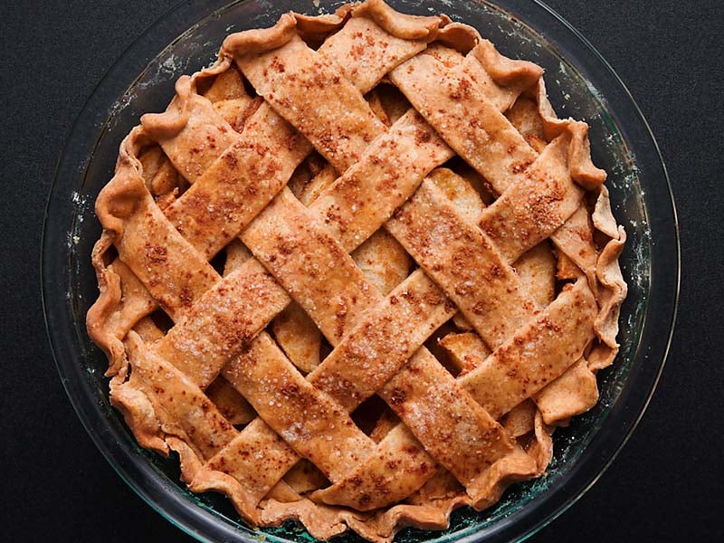 baked homemade apple pie