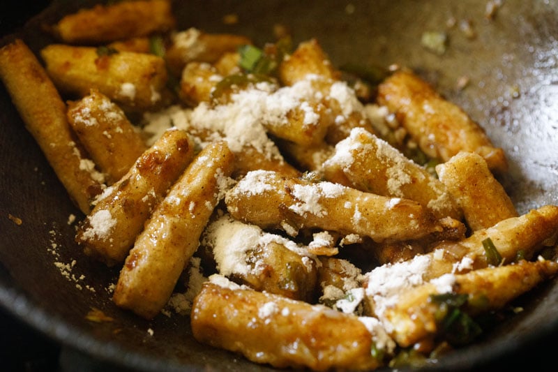 cornstarch sprinkled over baby corn