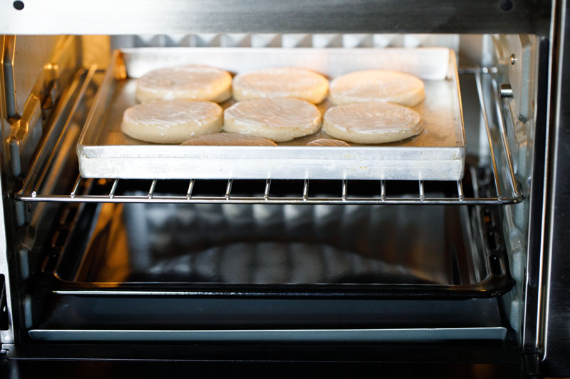 shortcakes on the tray in the oven