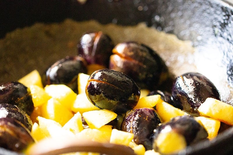 stuffed brinjals mixed with potatoes