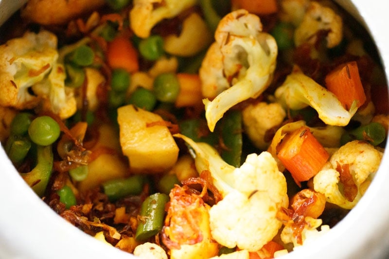 Top shot of mixed veggies in pressure cooker