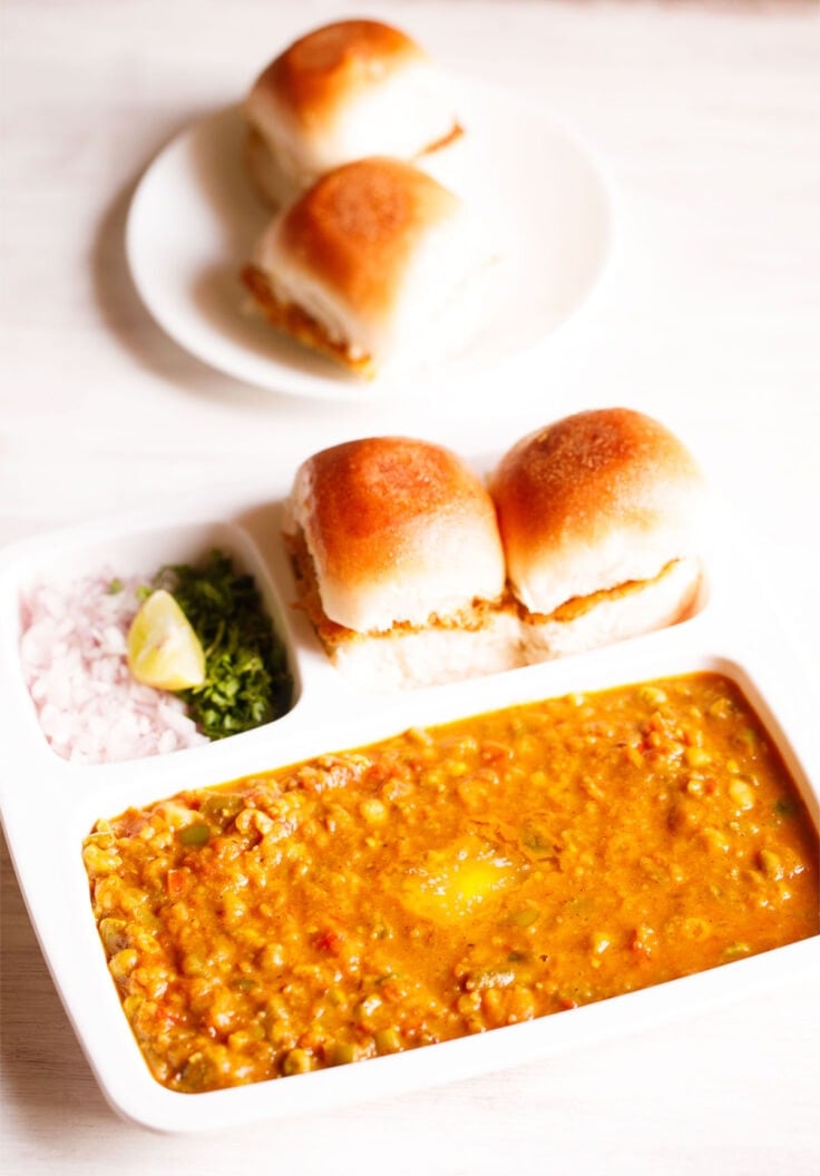 Pav Bhaji Recipe Mumbai Style (Stovetop and Instant Pot)