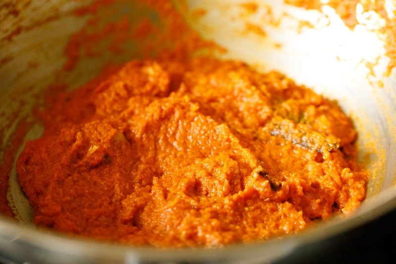 onion-tomato masala getting sautéed