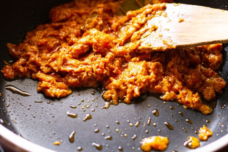 sautéing onion, tomato masala