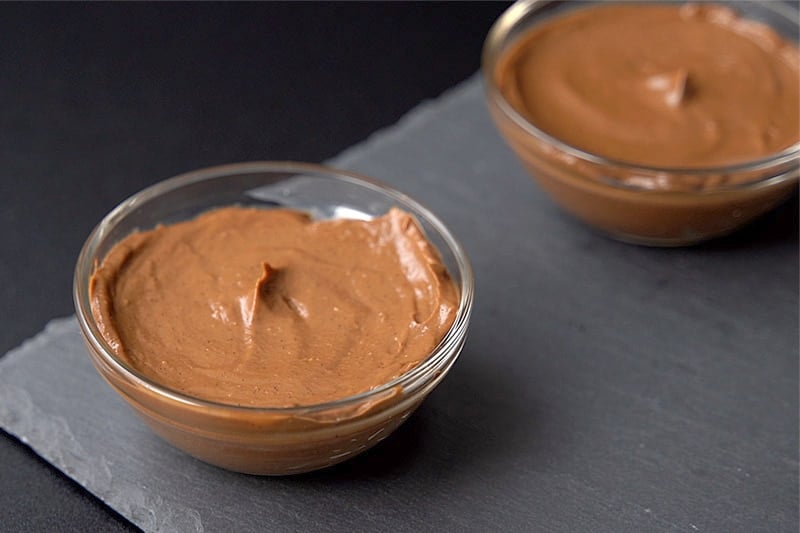 avocado chocolate mousse in a bowl