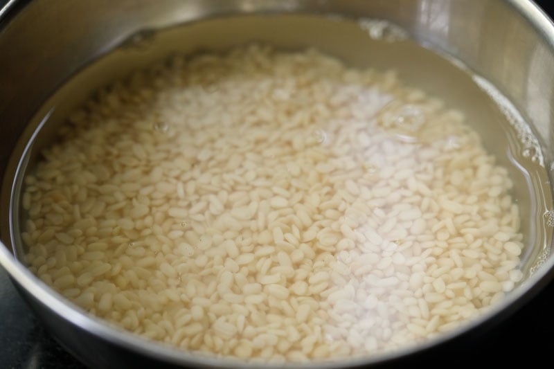 soaked urad dal in water