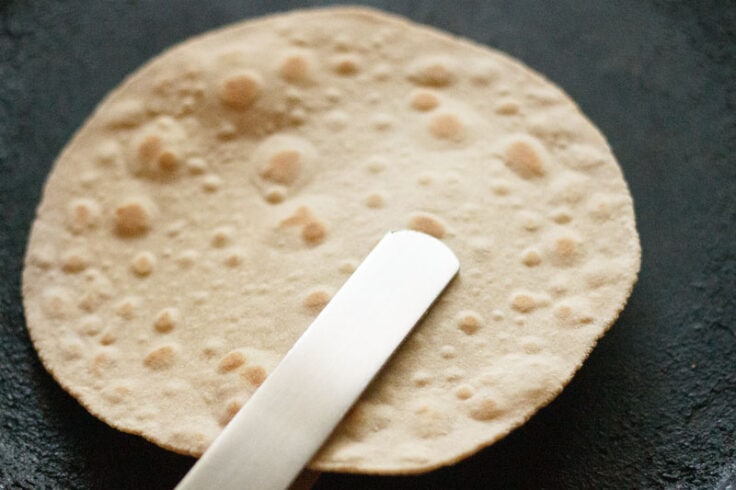 Roti Recipe | Chapati Recipe | Phulka Recipe - Dassana’s Veg Recipes