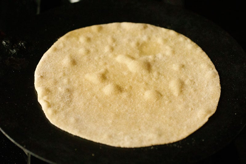 air pockets on roti on tawa