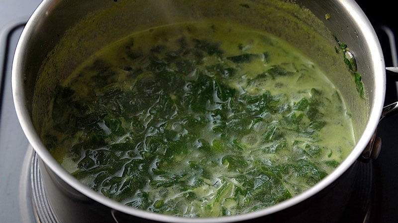 simmering palak soup