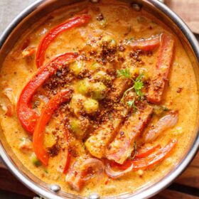 overhead closeup shot of veg kadai in a metal kadai