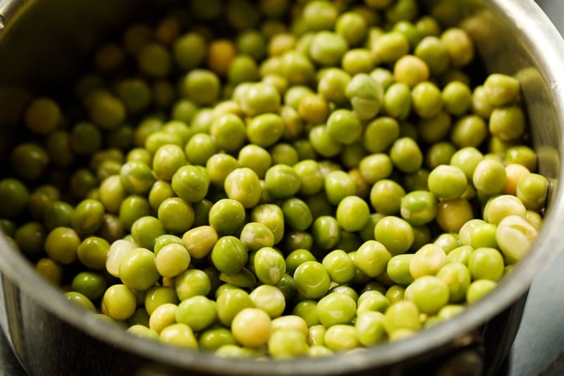 soaked green peas