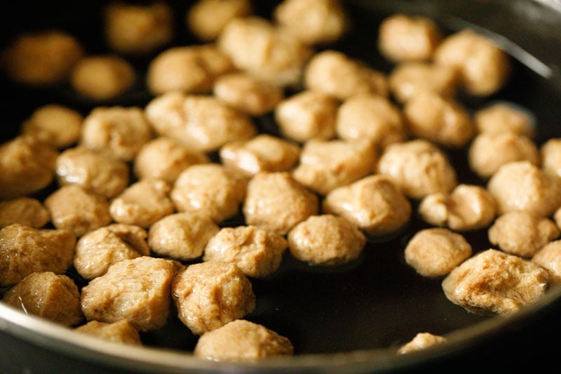 soya chunks or meal maker in boiling water