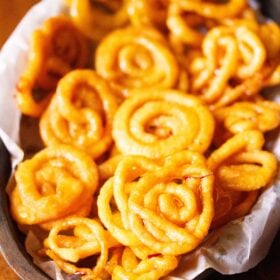 jalebi in a basket