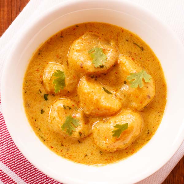 Dum Aloo Recipe (Mughlai Style)