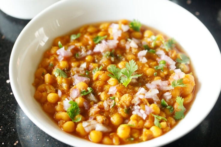 Ghugni Recipe | Ghugni Chaat - Dassana’s Veg Recipes