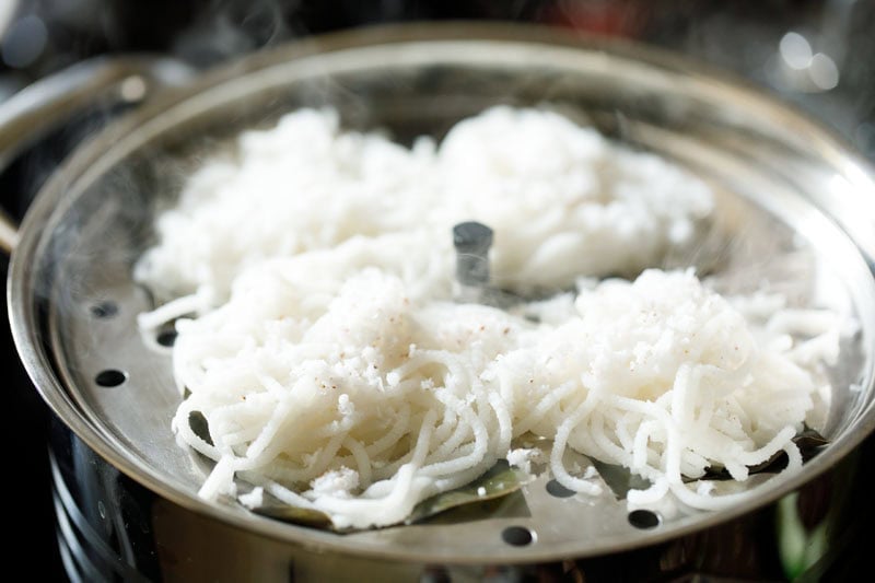 steamed idiyappam.