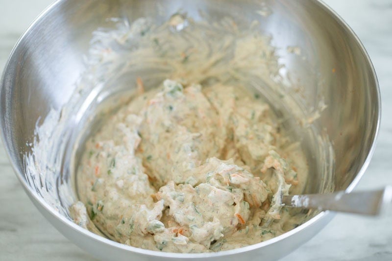 Bowl of mixed creamy yogurt filling for the dahi ke sholay.