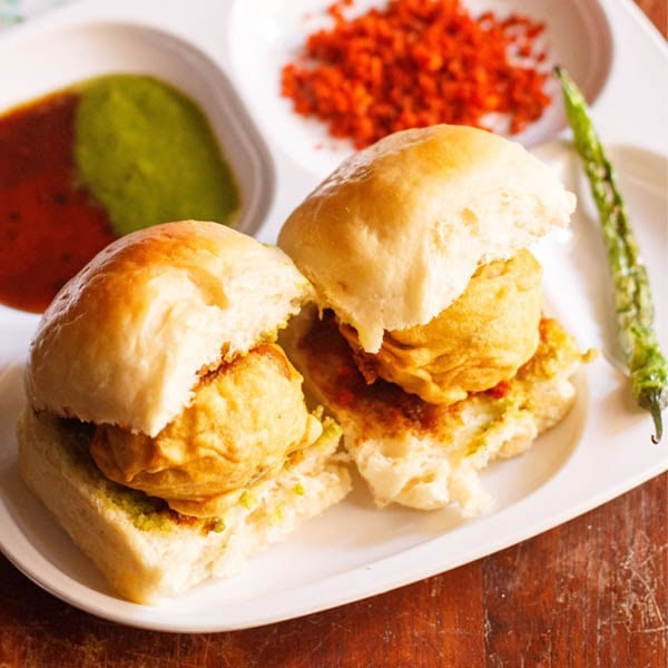 Vada Pav (Mumbai Style)